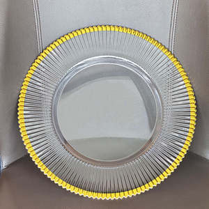 Assiettes rondes en plastique transparent de luxe de 33 cm avec bord doré, assiettes à dîner en verre pour la décoration de <span class=keywords><strong>mariage</strong></span> - Product Image 2