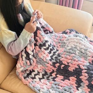 Couvertures <span class=keywords><strong>tricot</strong></span>ées colorées douces lavables Chenille jeter couverture 100% à la main épais câble <span class=keywords><strong>tricot</strong></span> grandes couvertures de corde au Crochet - Product Image 6