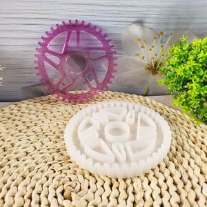 Molde de silicona hecho a mano Kingnoo para adornos decorativos DIY, estilo Ins, alfombrilla para tazas con diseño de engranajes X0287, herramientas para pasteles en stock - Product Image 5