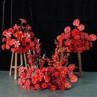 Bruidsloper bloemstuk van Shangchu Custom rode roos, orchidee en hortensia, elegante kunstmatige vloerbloemen