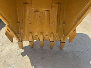 Utilisé pour l'excavatrice 325BL de 25 tonnes de 2020 avec godet de 460L, marteau hydraulique, lignes, moteur, PLC - Product Image 5