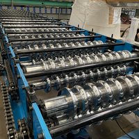 Machine de formage à trois couches pour tôles de toiture de matériaux de construction sur mesure, très vendue, avec composant moteur essentiel