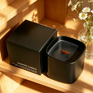 Set di Fragranze Maschili di Lusso con Note Legnose, Candela Unisex, Regalo per Uomo, Decorazione per Ufficio - Product Image 4