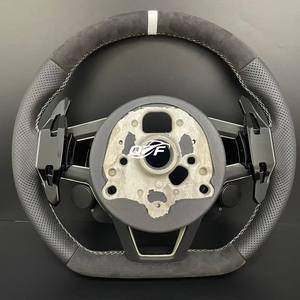 Volant R8 avec bouton de démarrage, volant en cuir entièrement perforé pour <span class=keywords><strong>Audi</strong></span> A3 A4 A5 A6 B8 B9 Q3 Q5 TT TTRS RS3 RS4 S3 S4 S5 8V - Product Image 5