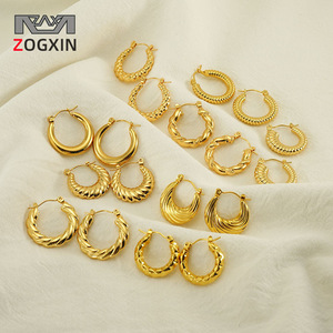 Boucles d'oreilles clous torsadées en acier inoxydable plaqué or 18 carats pour femmes, style européen et américain - Product Image 2