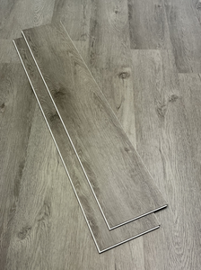 พื้นไม้ SPC ในร่มลายนูนกันลื่นกันน้ำกันรอยขีดข่วนสไตล์โมเดิร์นสำหรับโครงการติดตั้งง่าย - Product Image 2