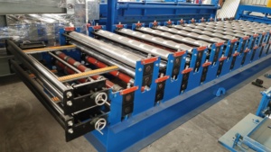 Machine de fabrication de tôle en fer Machine de fabrication de tôle <span class=keywords><strong>ondulée</strong></span> Tuile en acier galvanisé Machine de fabrication de rouleaux de <span class=keywords><strong>gouttière</strong></span> en aluminium - Product Image 5