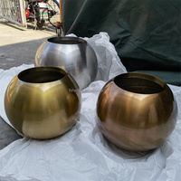 Jardinière et pot à fleurs carré grand format en acier inoxydable doré moderne pour intérieur/extérieur et jardin
