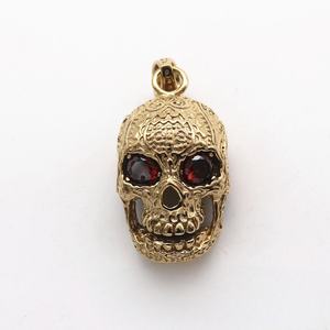 Colgante de Calavera de Acero Inoxidable con Ojos de Rubí, Chapado en Oro, Cabeza de Fantasma del Infierno, Collar de Acero de Titanio - Colgantes y Amuletos de Moda - Product Image 3