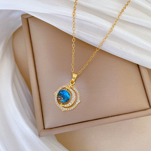 Collana con Ciondolo Luna e Cielo Blu in Acciaio al Titanio, Gioielli di Lusso per Ragazze, Vendita all'Ingrosso - Product Image 3