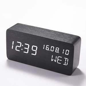 WC004 Jahr Monat Datum Desktop Quarz Bambus Tisch LED Schreibtisch Holzuhr mit Kalender - Product Image 2