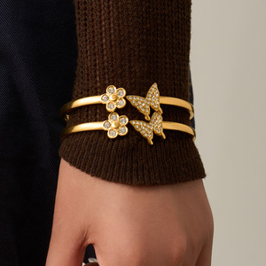Pulsera de Mariposa con Flores al por Mayor, Brazalete de Cristal con Pedrería, Joyería de Moda, Brazalete de Acero Inoxidable para Mujer - Product Image 6