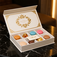 Boîte cadeau en carton rigide de qualité supérieure avec fermeture magnétique, personnalisée, de qualité alimentaire, pour macarons au chocolat, avec insert.