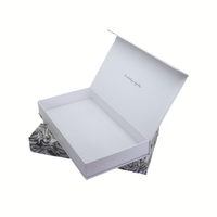 Boîte en carton rigide beige mat de luxe, recyclable, grande, en forme de livre, avec fermeture magnétique, logo personnalisé, doublure en éponge, pour appareil photo