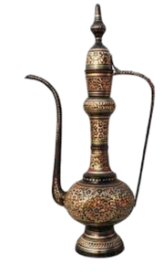 เหยือกน้ำโลหะทองเหลืองหล่อขึ้นรูป ชุบทอง ดีไซน์เนอร์ งานออกแบบพิเศษ ผิวสัมผัสเฉพาะตัว พร้อมหูจับ สำหรับตกแต่งบ้านบนโต๊ะ - Product Image 4