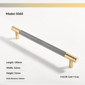 Ensemble <span class=keywords><strong>de</strong></span> poignées et boutons <span class=keywords><strong>de</strong></span> meubles en alliage d'aluminium <span class=keywords><strong>de</strong></span> style nordique moderne avec finition en cuivre doré et noir pour armoire, tiroir, commode - Product Image 3