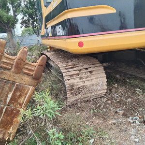 รถขุด CAT325BL ขนาด 25 ตัน พร้อมบุ้งกี๋ขุดขนาด 1.25 ลูกบาศก์เมตร รถขุดตีนตะขาบ CAT325BL มือสอง - Product Image 4