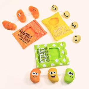 Juguete de peluche de perro chirriante personalizado, juguete interactivo para perros, parodia de patatas fritas, comida caprichosa, chips de peluche para mascotas, juguetes para masticar perros - Product Image 1