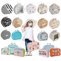 Vente en gros d'usine, boîte-cadeau pour bébé, valise en carton rigide avec poignée, design de luxe personnalisé avec logo, emballage pour jouets et vêtements