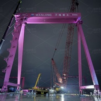 Grue portique robuste pour la construction navale, l'assemblage de coques de navires, le levage et la manutention de matériaux