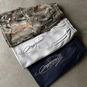 Мягкие шорты из 100% хлопка френч-терри с эффектом стирки, уличный стиль, вышивка, эластичный пояс, плотные спортивные камуфляжные шорты - Product Image 1