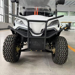 Voiturette de <span class=keywords><strong>golf</strong></span> électrique blanche, conçue spécifiquement pour le tourisme guidé dans les zones panoramiques, avec un <span class=keywords><strong>toit</strong></span> et une bande lumineuse - Product Image 2