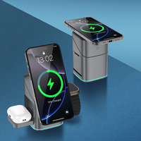 Station de charge sans fil 15W personnalisable à rotation automatique 3-en-1 avec support magnétique en alliage d'aluminium pour écouteurs