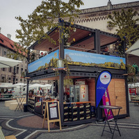 Restaurant conteneur à double étage homologué DOT ISO, 20FT 40FT, logo personnalisé, kiosque de restauration à deux étages avec équipement de cuisine complet