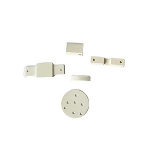 99.9% Hoge Zuiverheid Structurele Boornitride Keramische Onderdelen Met Gaten - Product Image 1