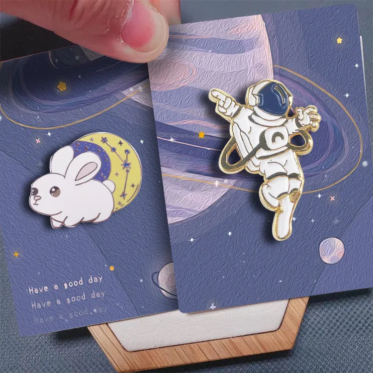 Manufacturer Wholesale Designer cute Metal Crafts Badge Gifts Hard Custom Logo Lapel Enamel Pins