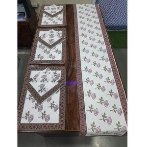 Ensemble élégant de sets de table et de serviettes en toile de coton, comprenant 6 sets de table et 6 serviettes, taille idéale pour les repas quotidiens et la décoration de la maison - Product Image 3