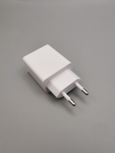 Set Caricabatterie USB Tipo C B2euT 5V 12W con Adattatore a Ricarica Rapida e Spina EU per Telefoni Cellulari e Fotocamere da Viaggio Hotriple - Product Image 3