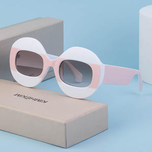 Gafas de Sol Personalizadas para Mujer con Bloques de Color, Marco Negro, Protección UV400, Estilo Redondo, Tendencia de Instagram - Product Image 4
