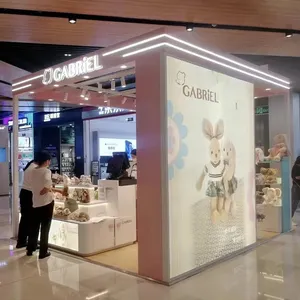 Alışveriş merkezi için yeni ve moda özelleştirilmiş malzemeler renk ve boyut kiosk tasarımı