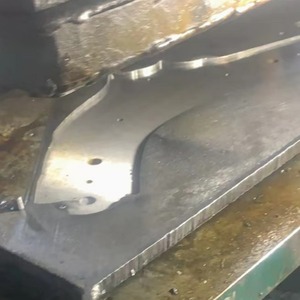 Matrice de découpe personnalisée avec résistance à l'usure et traitement de surface par trempage pour la fabrication de pièces métalliques - Product Image 3