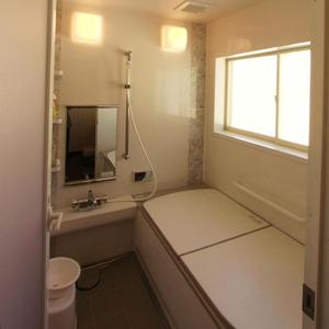 Chalet et villa <span class=keywords><strong>de</strong></span> ski modernes en bois personnalisables avec construction en rondins et isolation écologique pour l'activité <span class=keywords><strong>de</strong></span> <span class=keywords><strong>location</strong></span> - Product Image 6