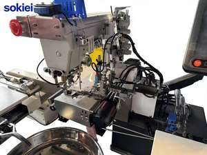 Máquina <span class=keywords><strong>de</strong></span> coser industrial programable Sokiei <span class=keywords><strong>de</strong></span> cama plana para dobladillos <span class=keywords><strong>de</strong></span> ropa interior, triple aguja, puntada interlock, con rodamientos - Product Image 6