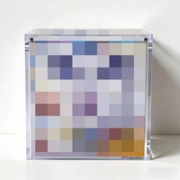 Boîtier de présentation de cartes TCG en acrylique transparent poli et épaissi, personnalisable en usine, avec couvercle magnétique
