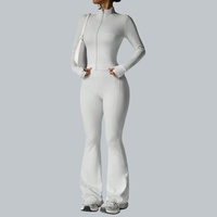 Veste de sport d'extérieur pour femmes avec trous pour les pouces, veste d'entraînement à manches longues, haut de sport pour la salle de sport, pantalon évasé, tenue de course à pied