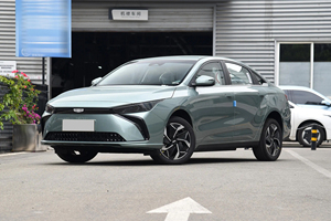 お買い得価格 ジリー ジオメトリーG6 2025 2026 500KM フラッグシップエディション 純電気自動車 中古電気自動車 - Product Image 2