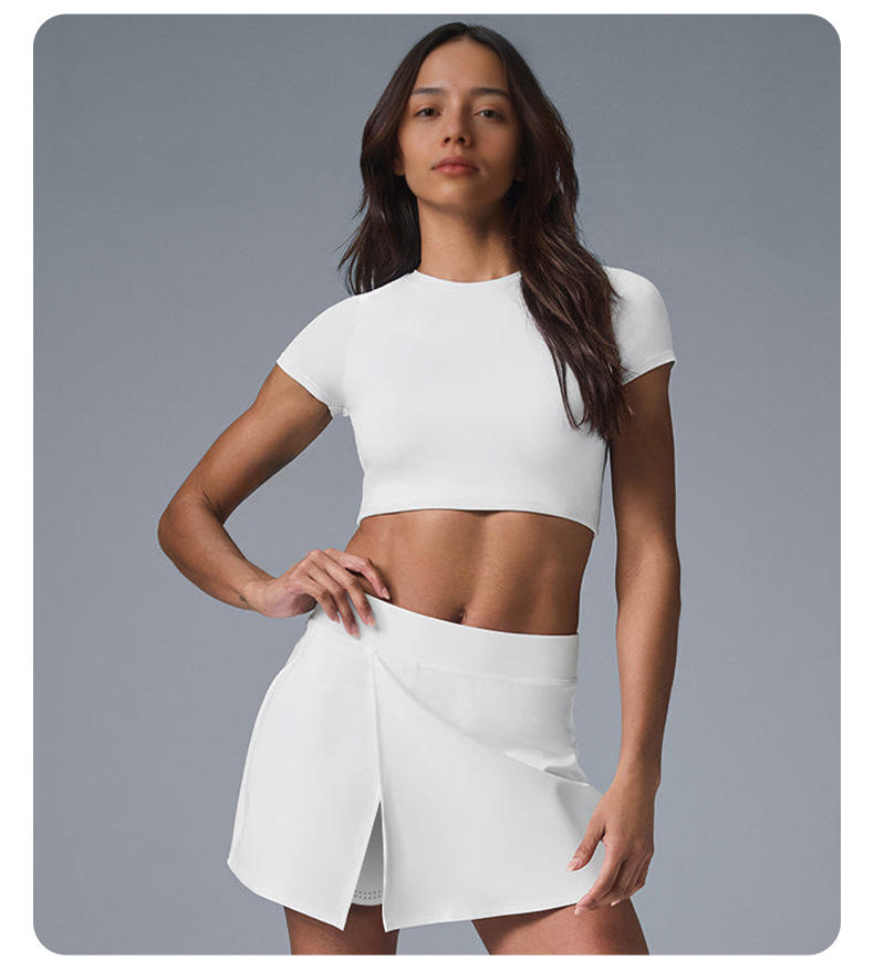 White   skirt set