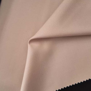 Tissu de qualité supérieure, fin, extensible, lisse et confortable pour les vêtements de cérémonie. - Product Image 6