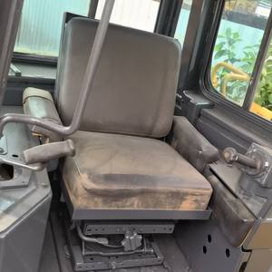 รถดันดิน Caterpillar D6H มือสอง สภาพเดิมๆ ชั่วโมงการทำงานน้อย ประสิทธิภาพเยี่ยม ราคาประหยัด เครื่องยนต์พร้อมใช้งาน - Product Image 5