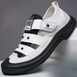 Baotou hommes été respirant décontracté <span class=keywords><strong>sandales</strong></span> en cuir à la mode en plein air chaussures de plage avec fond souple Wading trou conception - Product Image 2