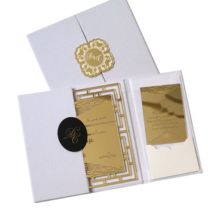 Portone di lusso pieghevole in velluto bianco foglio di invito a nozze con ritaglio Laser oro specchio acrilico inviti - Product Image 5