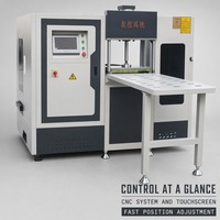 Machine de fraisage d'extrémités de profilés en aluminium CNC pour la fabrication de cadres de portes, de fenêtres et de montants
