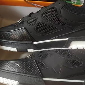 Chaussures de skate pour hommes de haute qualité tendance 2025, chaussures de skate rétro de luxe personnalisées, chaussures de style marche - Product Image 2