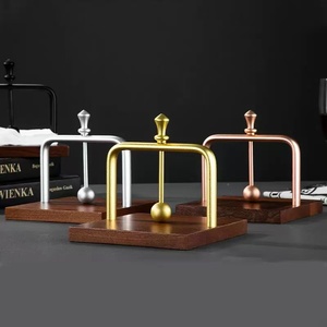 Elegante, duurzame, staande servetringen van pluche voor luxe restaurants - Product Image 4