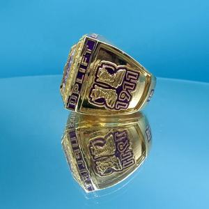 แหวนแชมป์อัลลอยชุบทองพร้อมพลอยเพทายที่ทันสมัยปรับแต่งได้ - Product Image 2