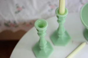 Bougeoirs en verre Jade USA <span class=keywords><strong>Mosser</strong></span> Milk Glass - Product Image 3